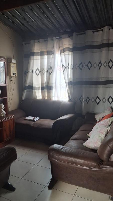 2 Bedroom Property for Sale in Palm Ridge Gauteng