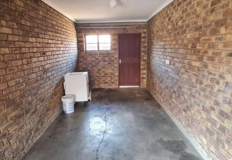 2 Bedroom Property for Sale in Terenure Gauteng