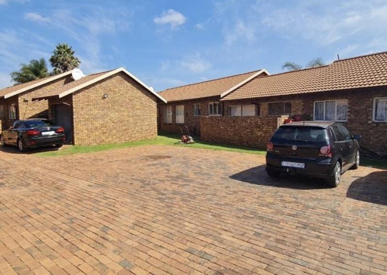 2 Bedroom Property for Sale in Terenure Gauteng
