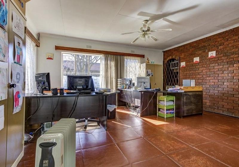 3 Bedroom Property for Sale in Van Riebeeck Park Gauteng