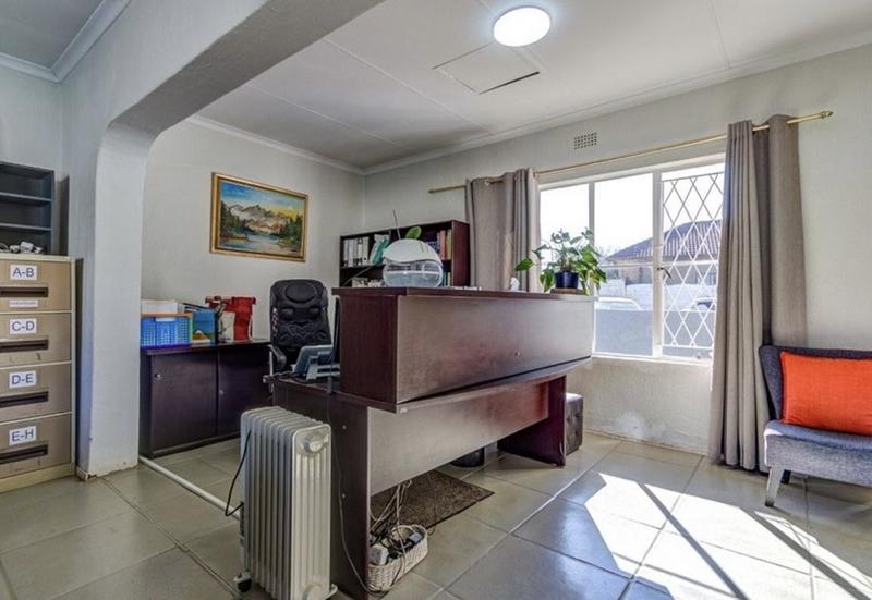 3 Bedroom Property for Sale in Van Riebeeck Park Gauteng