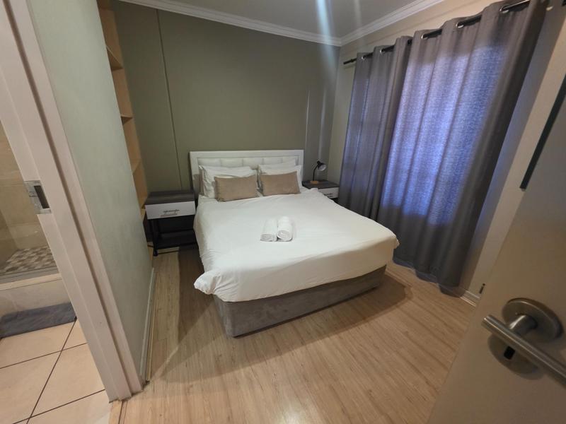 To Let 2 Bedroom Property for Rent in Sandton Central Gauteng