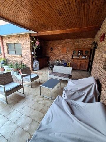 4 Bedroom Property for Sale in Vanderbijlpark SE 3 Gauteng