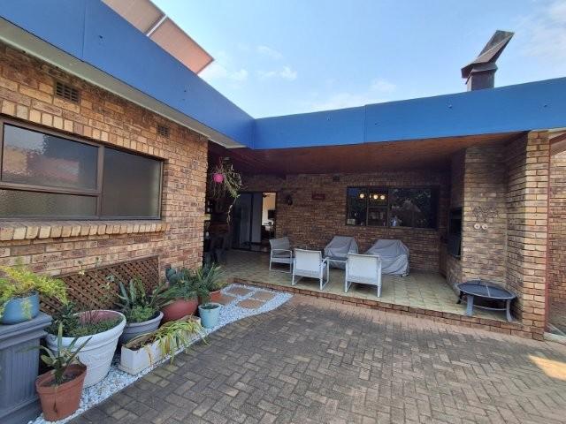 4 Bedroom Property for Sale in Vanderbijlpark SE 3 Gauteng