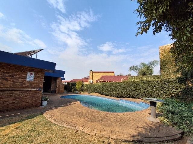 4 Bedroom Property for Sale in Vanderbijlpark SE 3 Gauteng