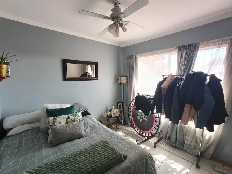 3 Bedroom Property for Sale in Casseldale Gauteng