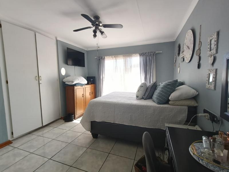 3 Bedroom Property for Sale in Casseldale Gauteng