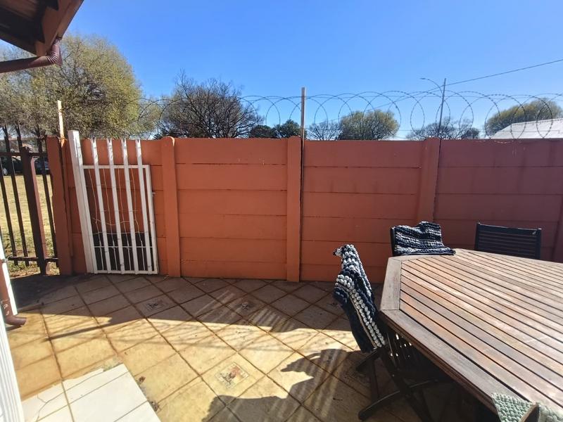 3 Bedroom Property for Sale in Casseldale Gauteng
