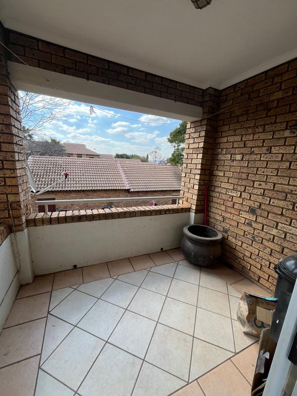 To Let 2 Bedroom Property for Rent in Stone Ridge Gauteng