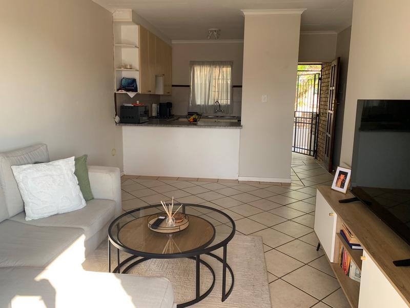 To Let 2 Bedroom Property for Rent in Stone Ridge Gauteng