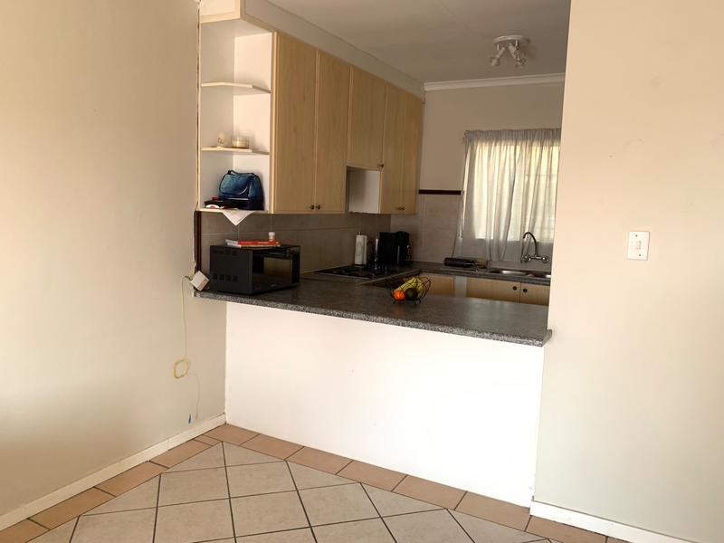 To Let 2 Bedroom Property for Rent in Stone Ridge Gauteng