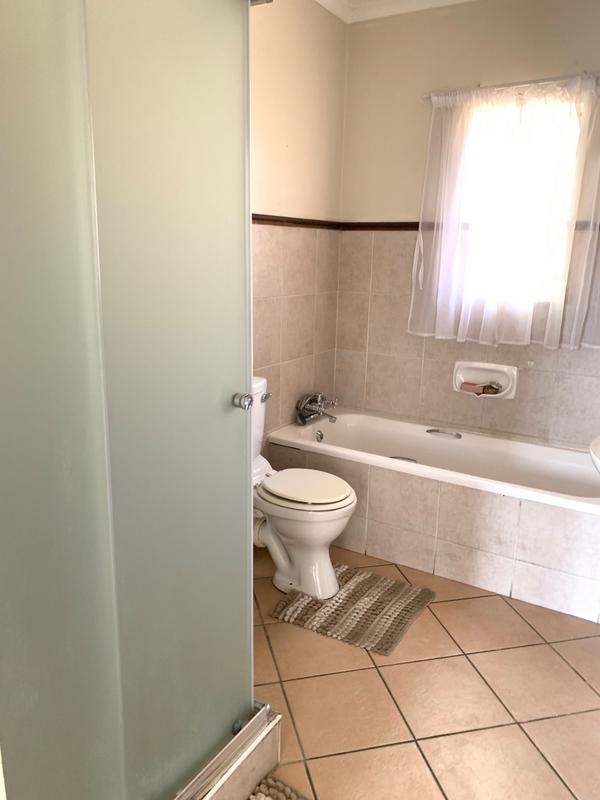 To Let 2 Bedroom Property for Rent in Stone Ridge Gauteng