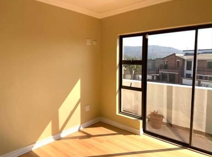 4 Bedroom Property for Sale in Eldo Meadows Gauteng