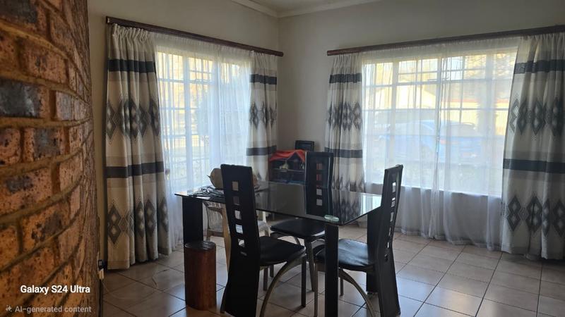 4 Bedroom Property for Sale in Klippoortje Gauteng