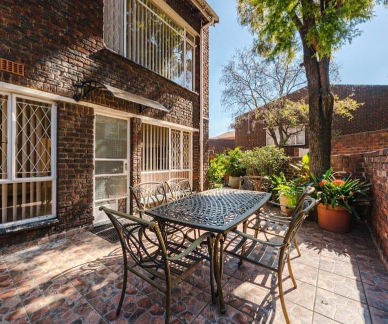 3 Bedroom Property for Sale in Brackenhurst Gauteng