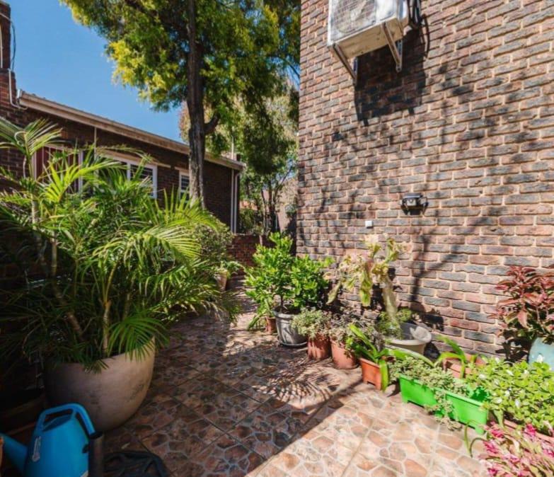 3 Bedroom Property for Sale in Brackenhurst Gauteng
