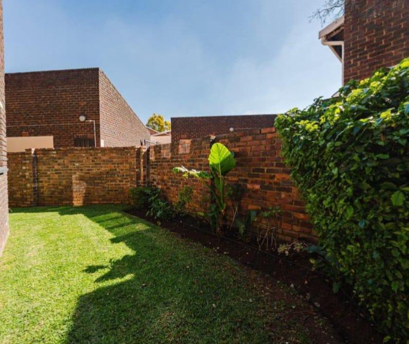 3 Bedroom Property for Sale in Brackenhurst Gauteng