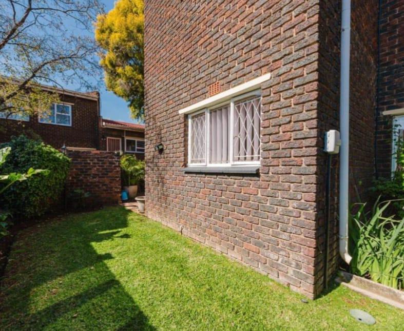 3 Bedroom Property for Sale in Brackenhurst Gauteng