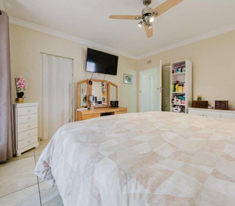 3 Bedroom Property for Sale in Brackenhurst Gauteng