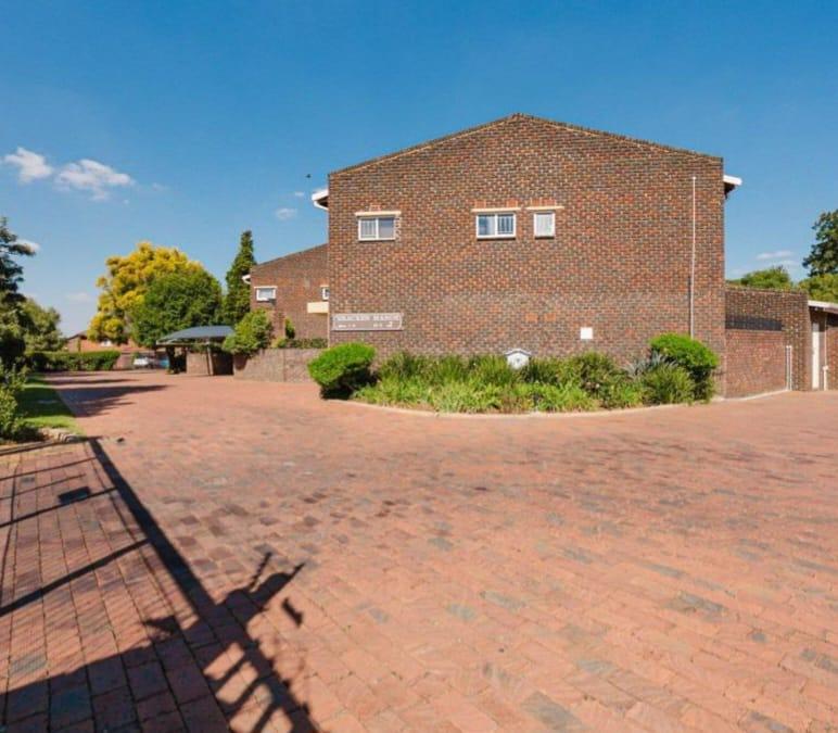 3 Bedroom Property for Sale in Brackenhurst Gauteng