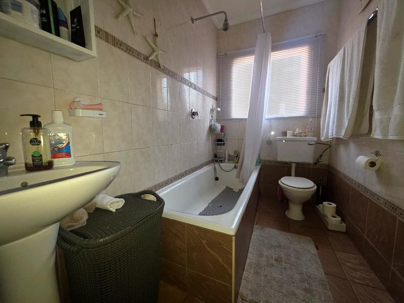3 Bedroom Property for Sale in Albemarle Ext 2 Gauteng