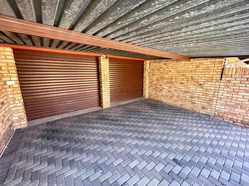 3 Bedroom Property for Sale in Noordheuwel Gauteng