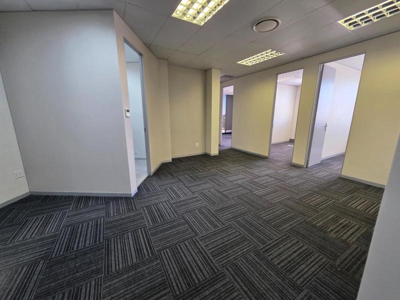 To Let Commercial Property for Rent in Shere Gauteng
