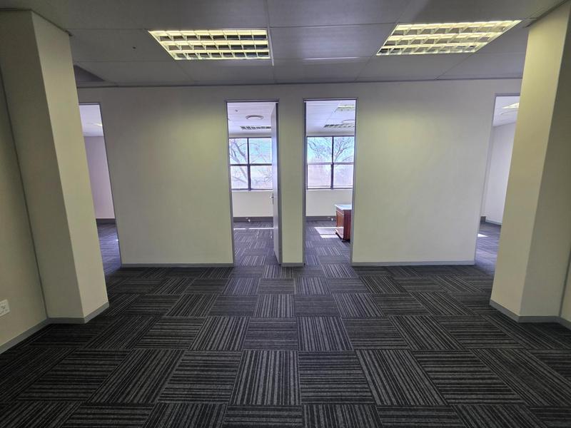 To Let Commercial Property for Rent in Shere Gauteng
