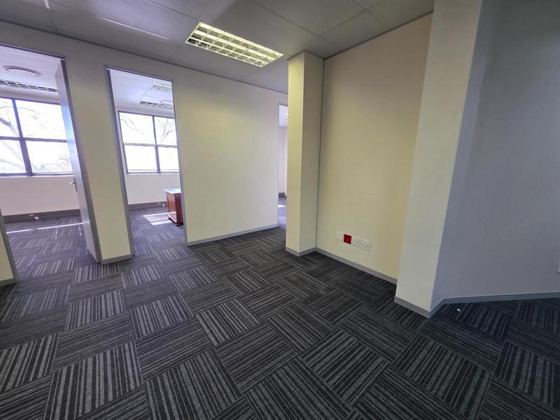 To Let Commercial Property for Rent in Shere Gauteng