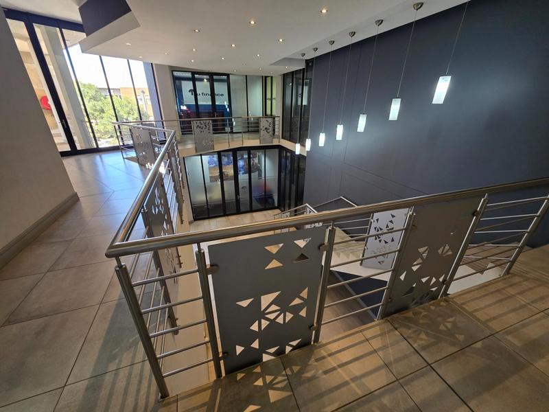 To Let Commercial Property for Rent in Shere Gauteng