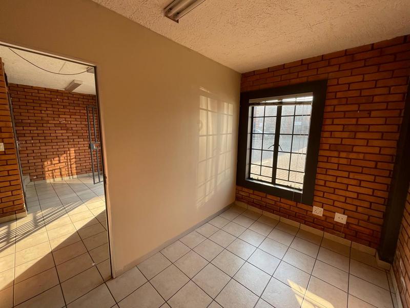 To Let Commercial Property for Rent in Hennopspark Gauteng