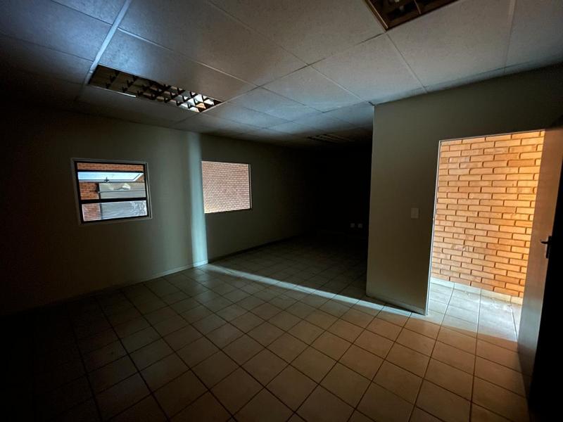 To Let Commercial Property for Rent in Hennopspark Gauteng