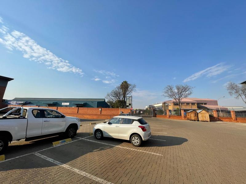 To Let Commercial Property for Rent in Hennopspark Gauteng
