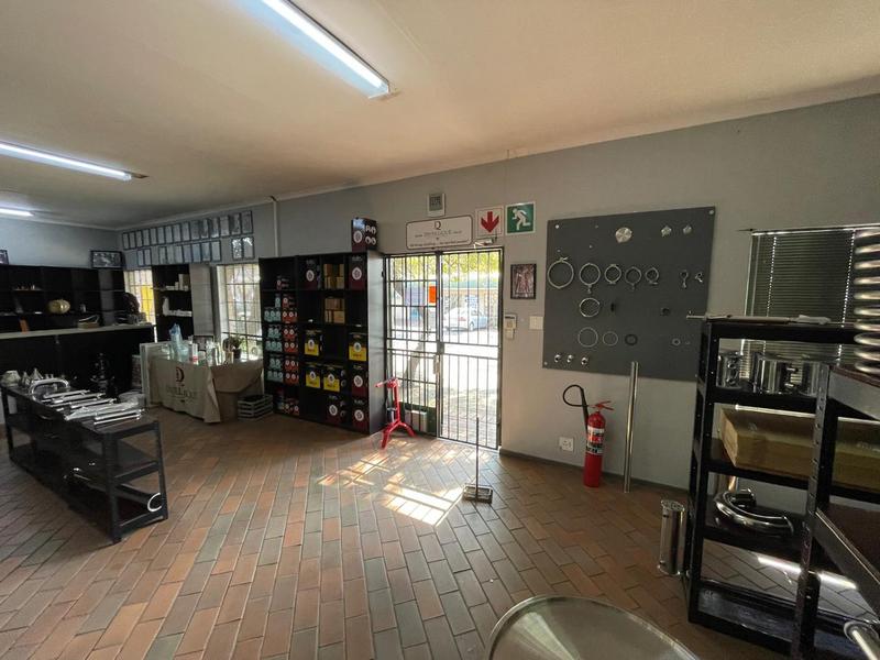 To Let Commercial Property for Rent in Hennopspark Gauteng