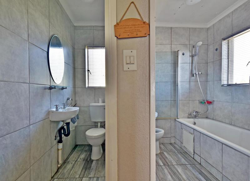 3 Bedroom Property for Sale in Randhart Gauteng