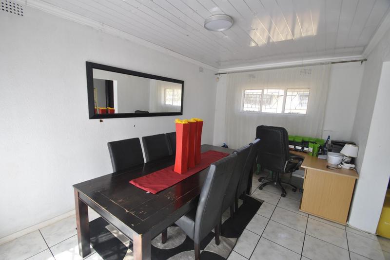 8 Bedroom Property for Sale in Dawn Park Gauteng