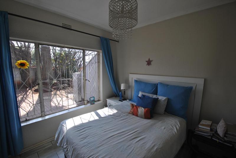 8 Bedroom Property for Sale in Dawn Park Gauteng