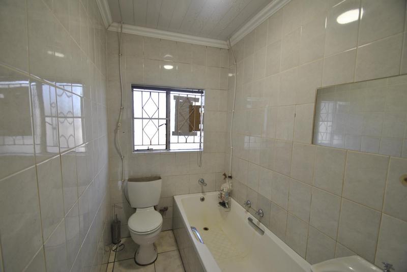 8 Bedroom Property for Sale in Dawn Park Gauteng
