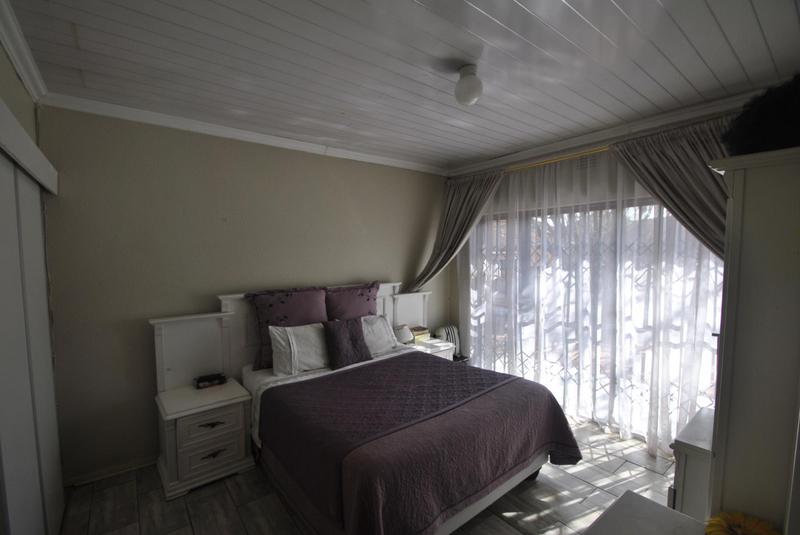 8 Bedroom Property for Sale in Dawn Park Gauteng