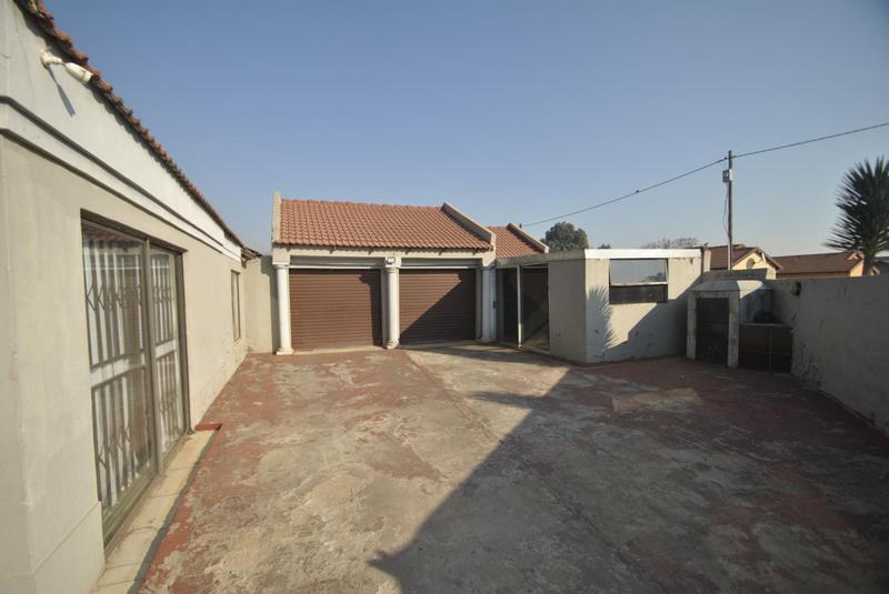 3 Bedroom Property for Sale in Vosloorus Gauteng