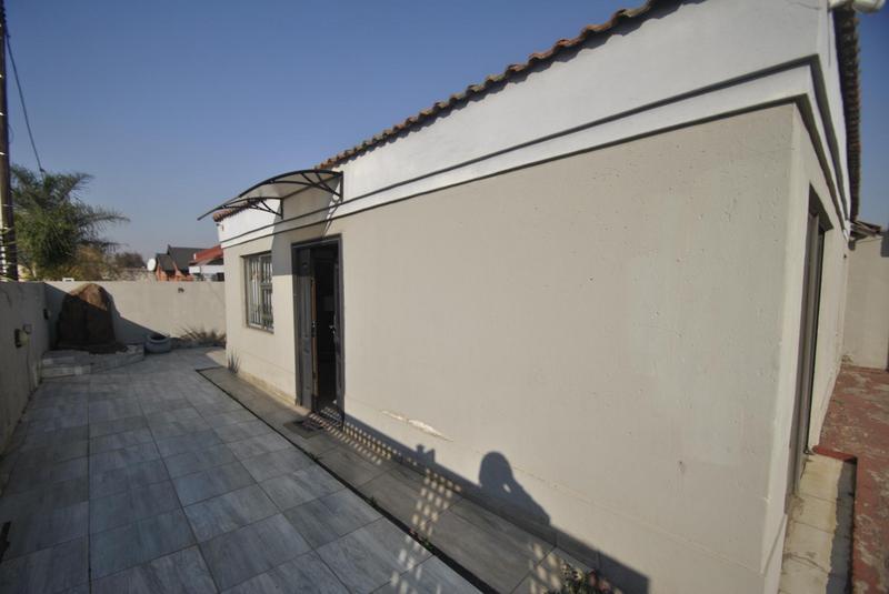 3 Bedroom Property for Sale in Vosloorus Gauteng