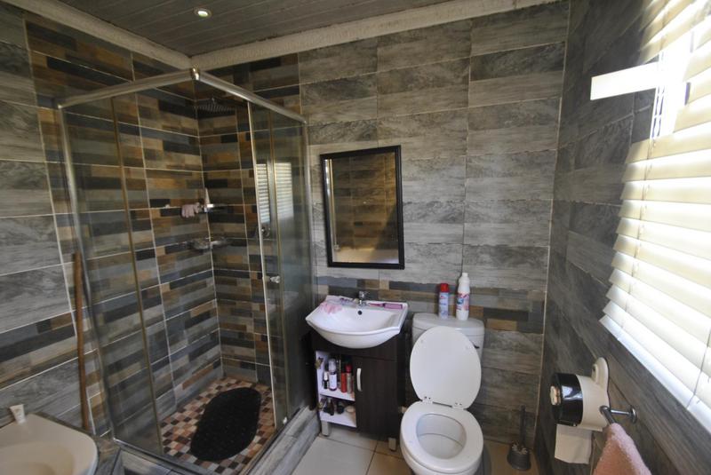 3 Bedroom Property for Sale in Vosloorus Gauteng