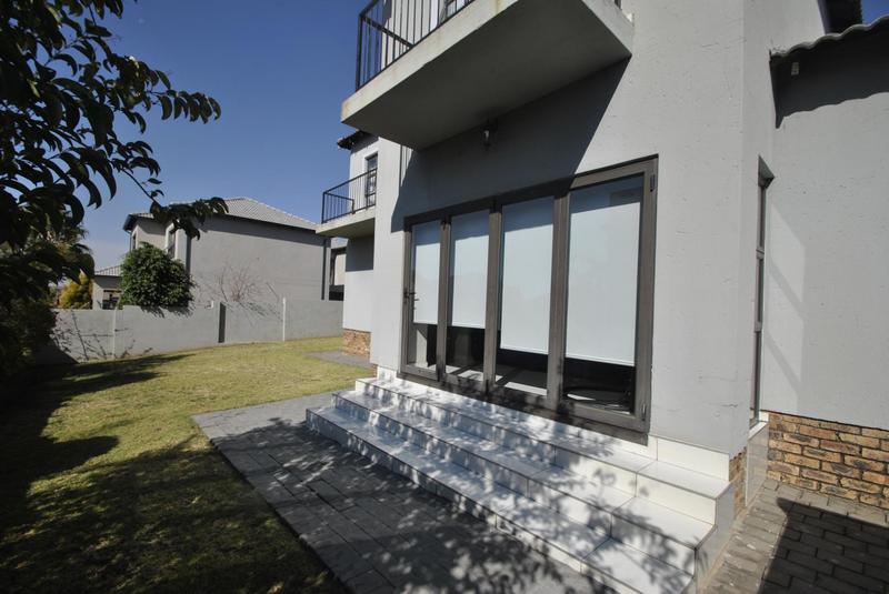 3 Bedroom Property for Sale in Thatchfield Gauteng