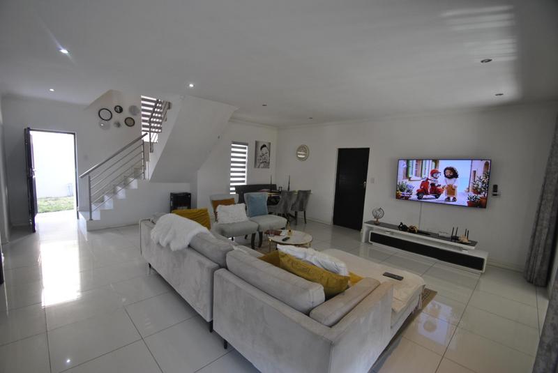 3 Bedroom Property for Sale in Thatchfield Gauteng