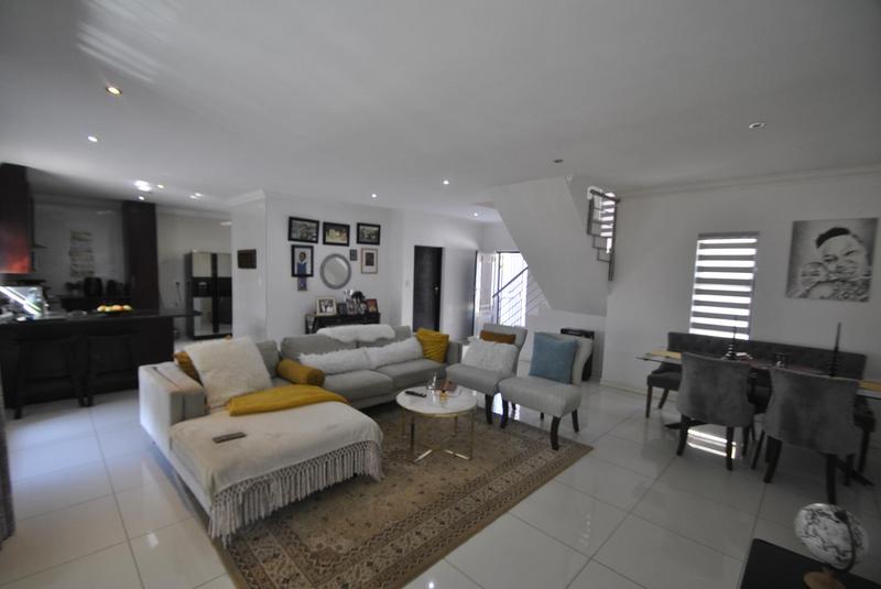 3 Bedroom Property for Sale in Thatchfield Gauteng