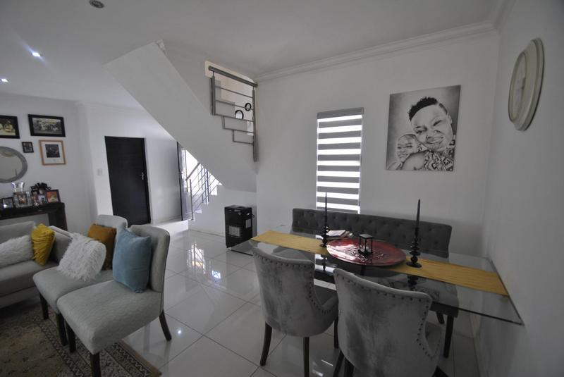 3 Bedroom Property for Sale in Thatchfield Gauteng