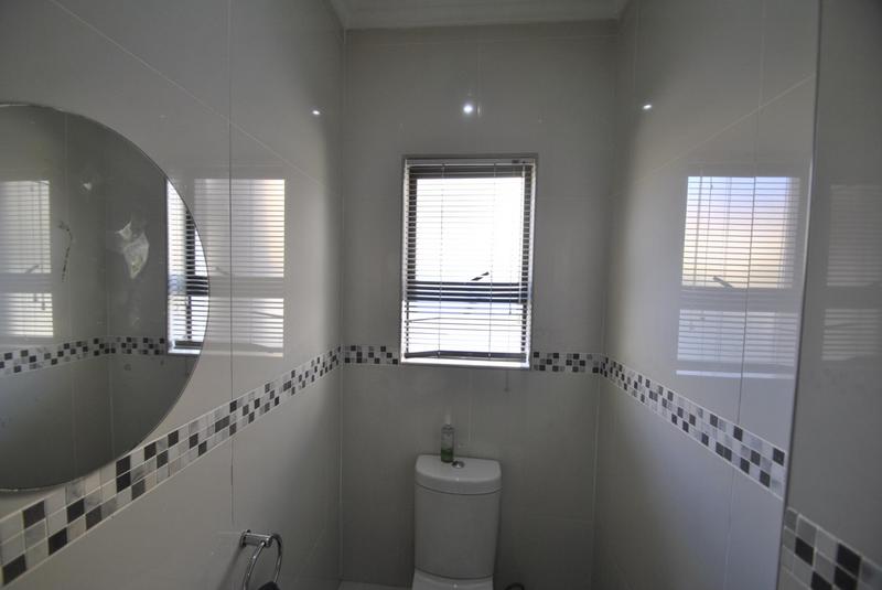 3 Bedroom Property for Sale in Thatchfield Gauteng