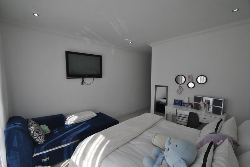 3 Bedroom Property for Sale in Thatchfield Gauteng