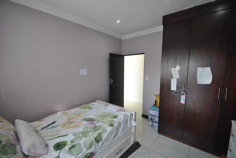 3 Bedroom Property for Sale in Thatchfield Gauteng