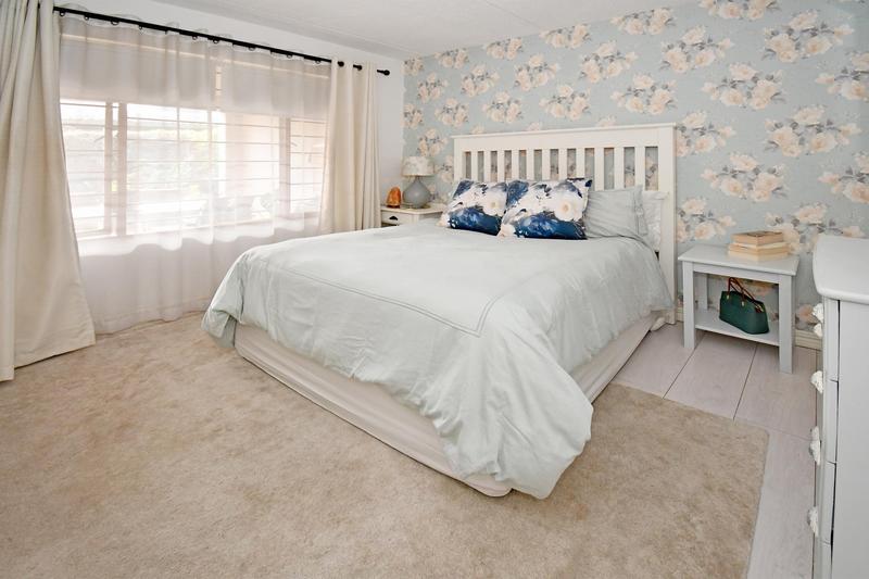 2 Bedroom Property for Sale in Morningside Gauteng